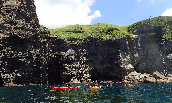 南伊豆の海岸線を楽しむFirstSeakayakツアー